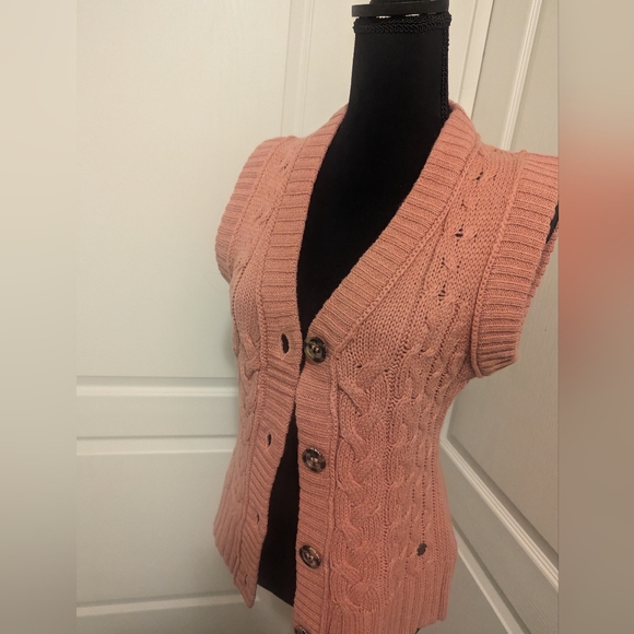 Pink Sweater Vest - Picture 4 of 5